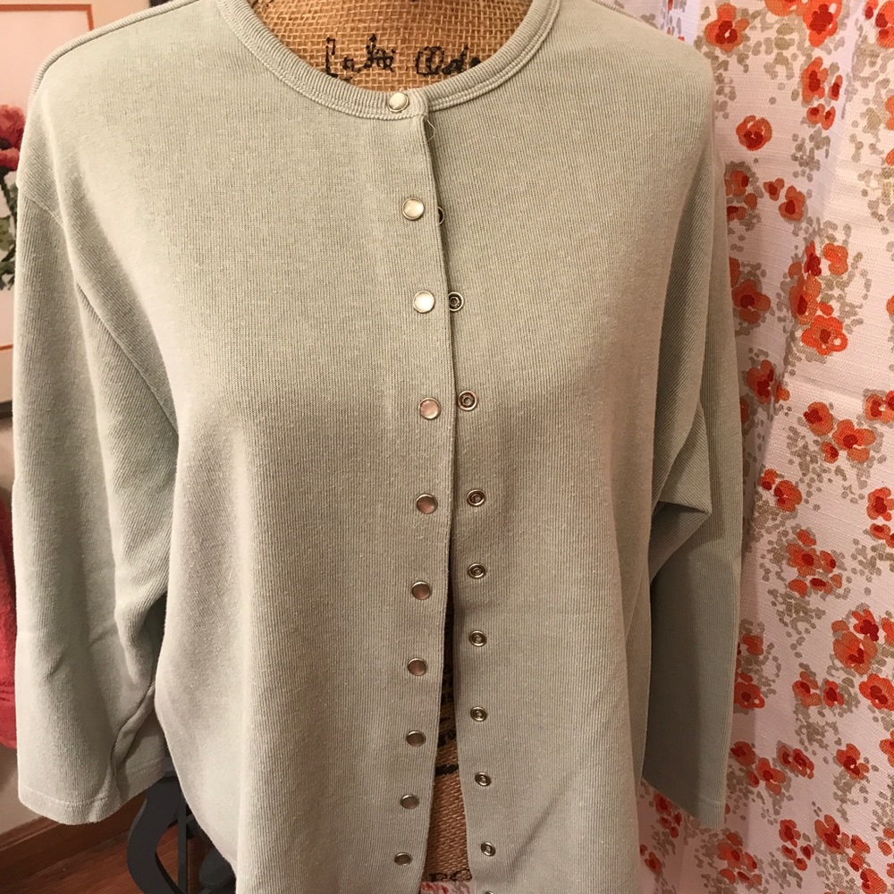 Sage green long sleeve jacket. Size 3X